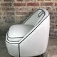 Fauteuil rétro vintage 80's en velours blanc gansé noir