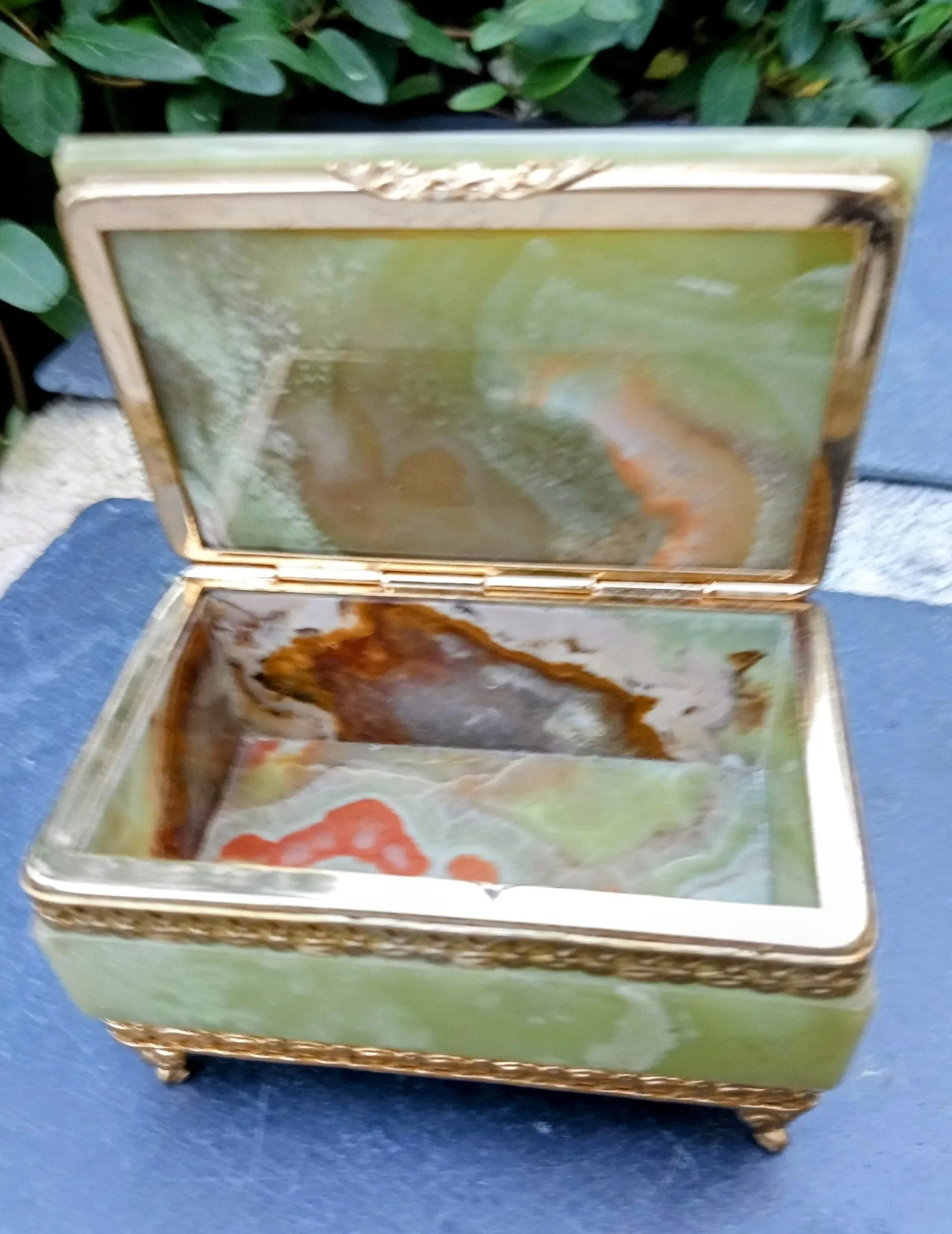 Ashtray, onyx jewellery box from the 1960s, vintage Italy.