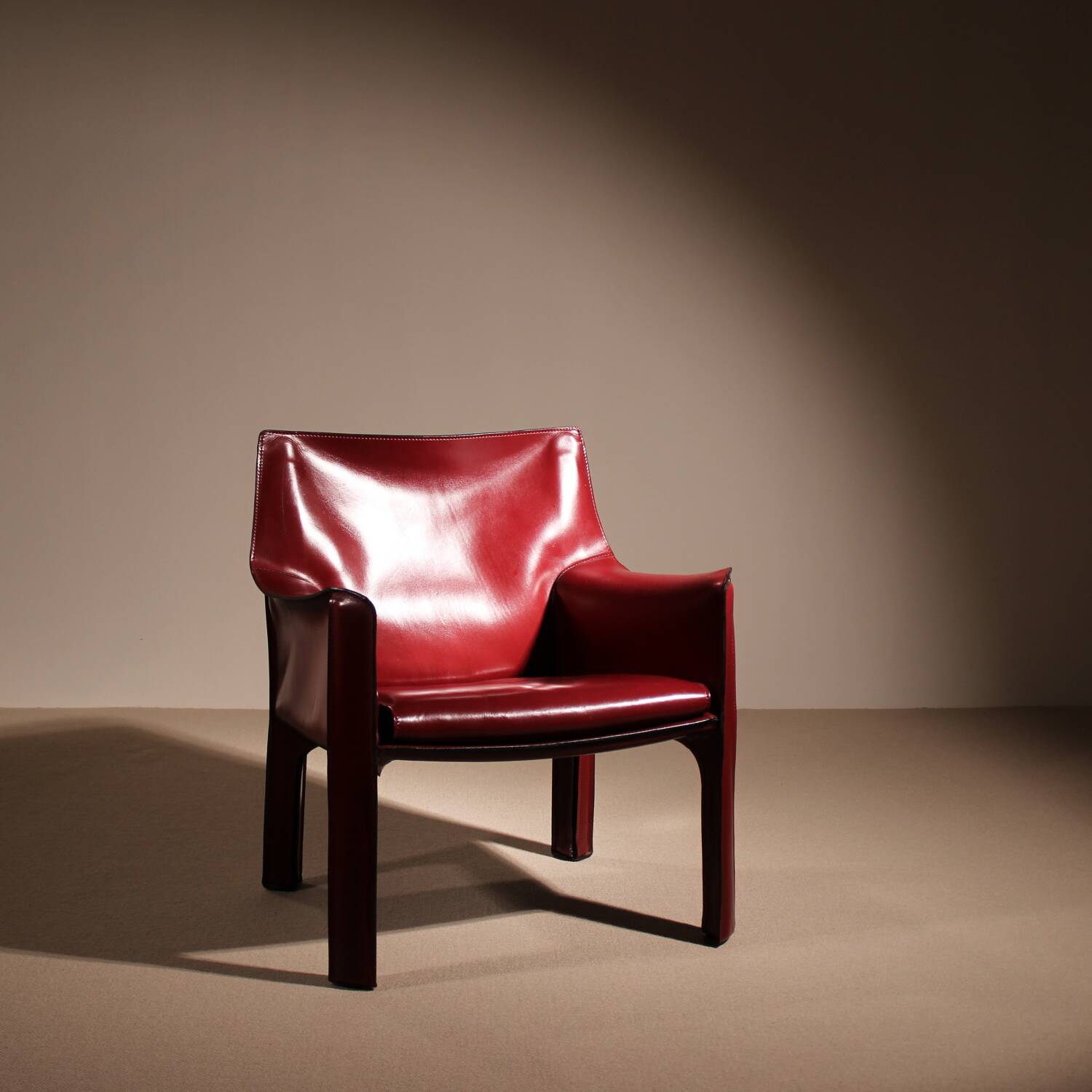 Fauteuil en cuir 'CAB 414' par Mario Bellini pour Cassina | Italie 1982