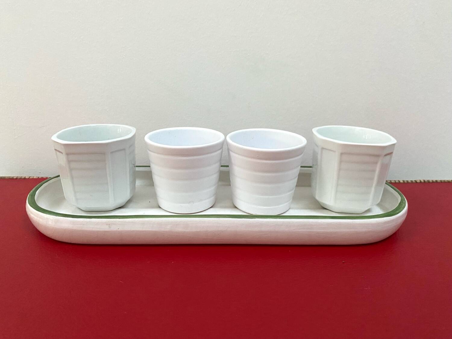 Set of 4 small ceramic plant pots