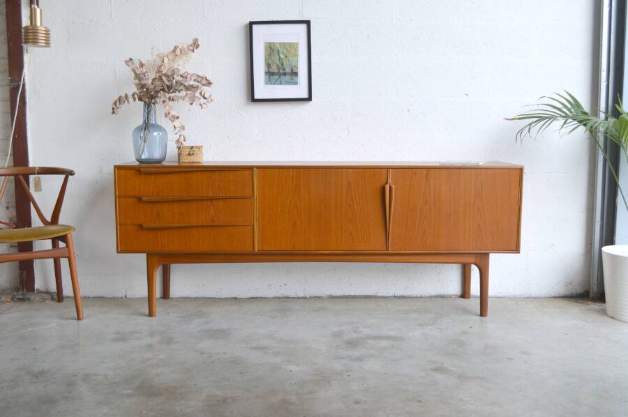 Enfilade by McIntosh 200 cm