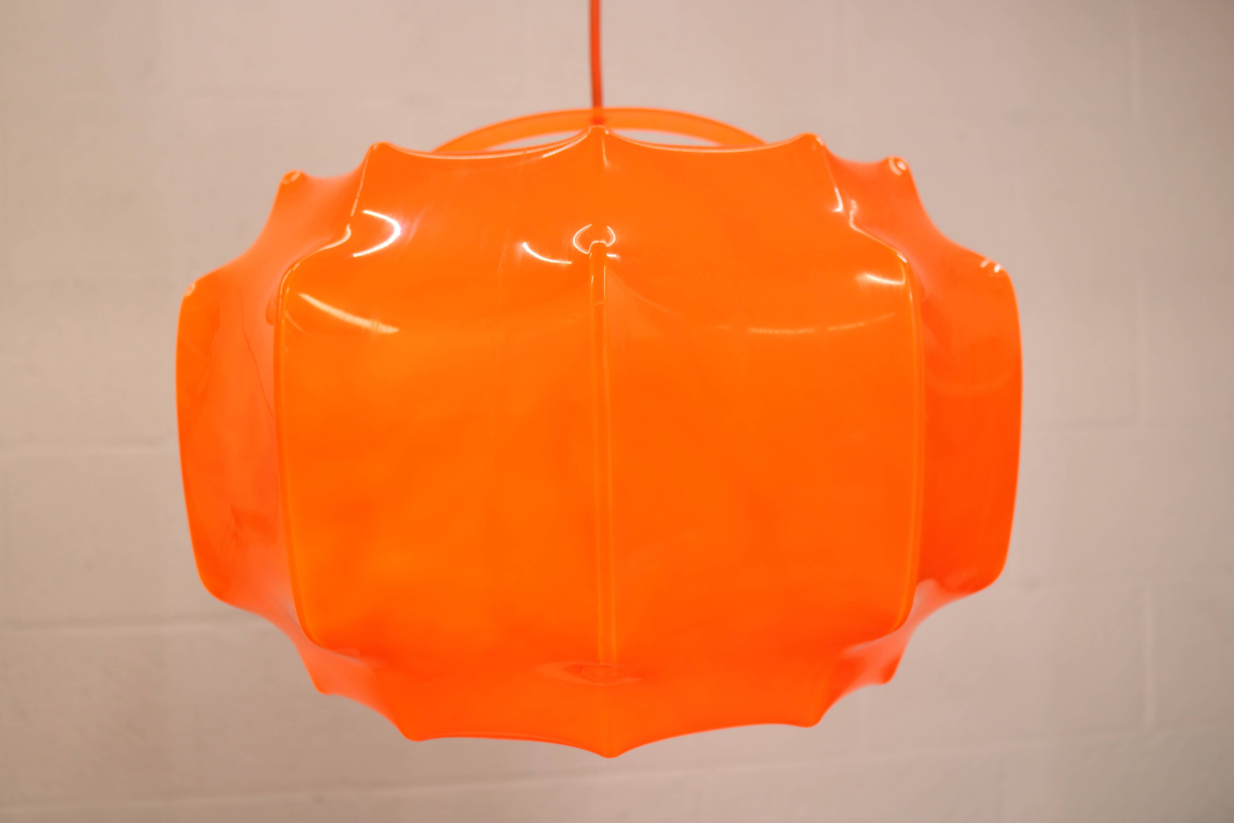 Space age cocoon pendant lamp*** Ilka Plast Waldrode *** German design