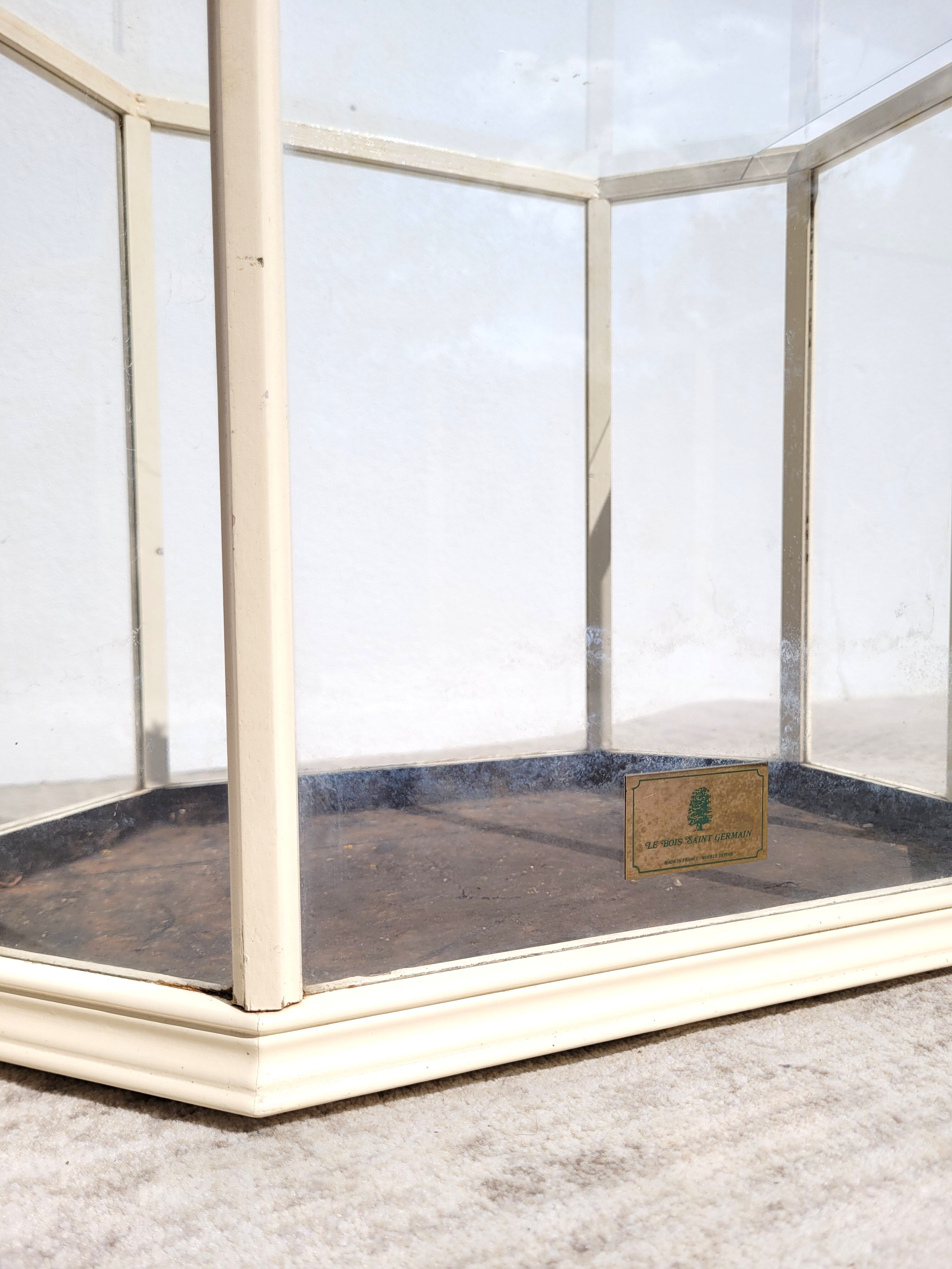 Indoor greenhouse Bois St Germain