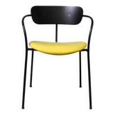 Pavilion AV4 chair, & Tradition