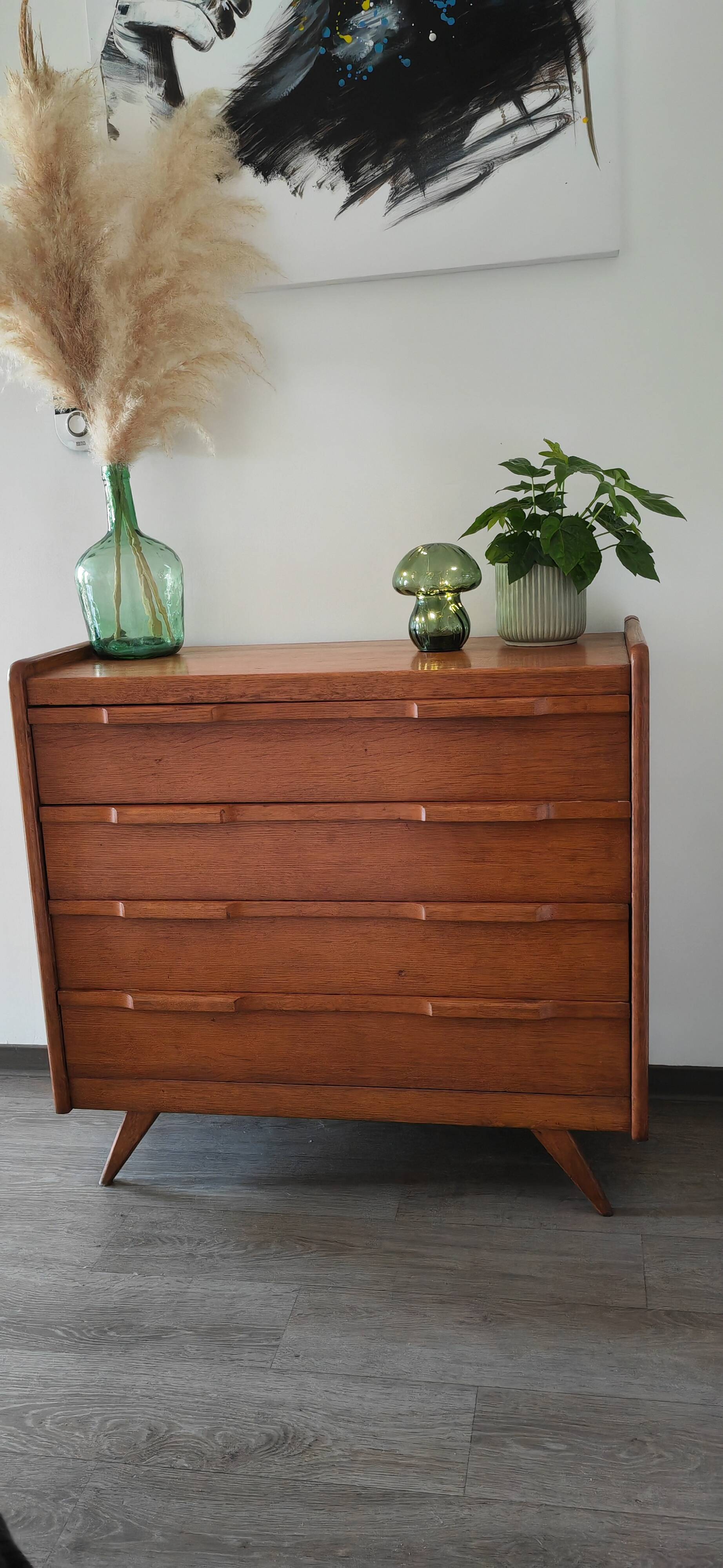 Scandinavian chest of drawers