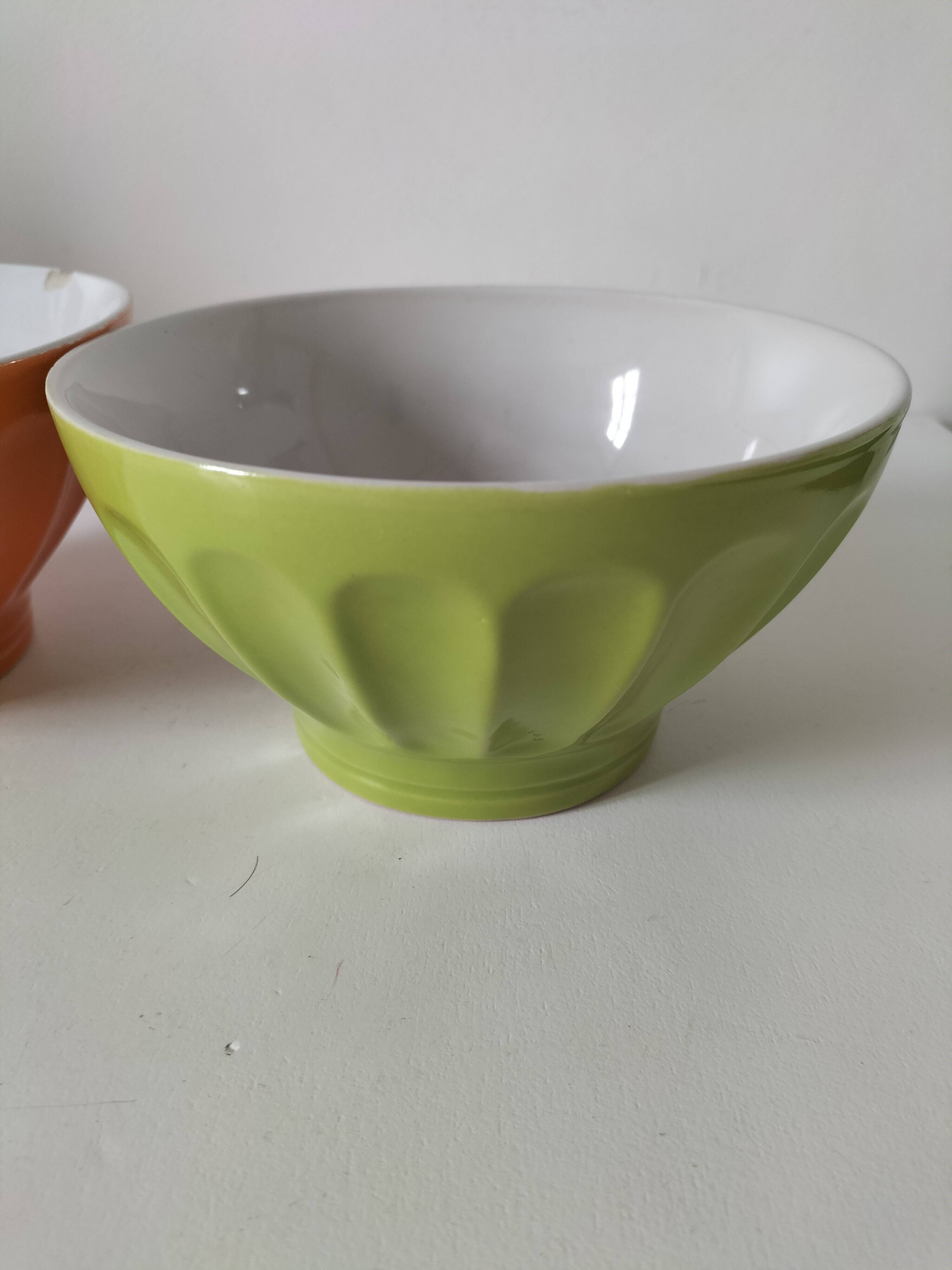 2 large vintage farm bowls in lime green and orange