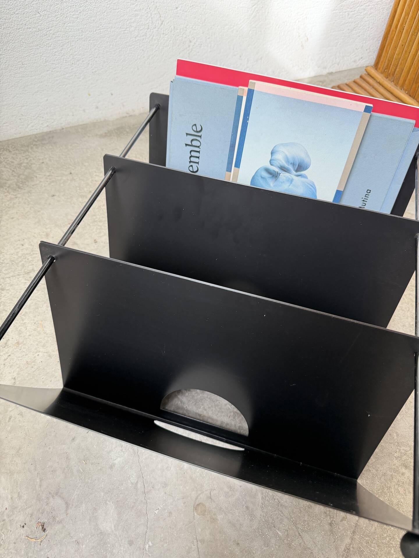 Modular magazine rack Memphis 1980