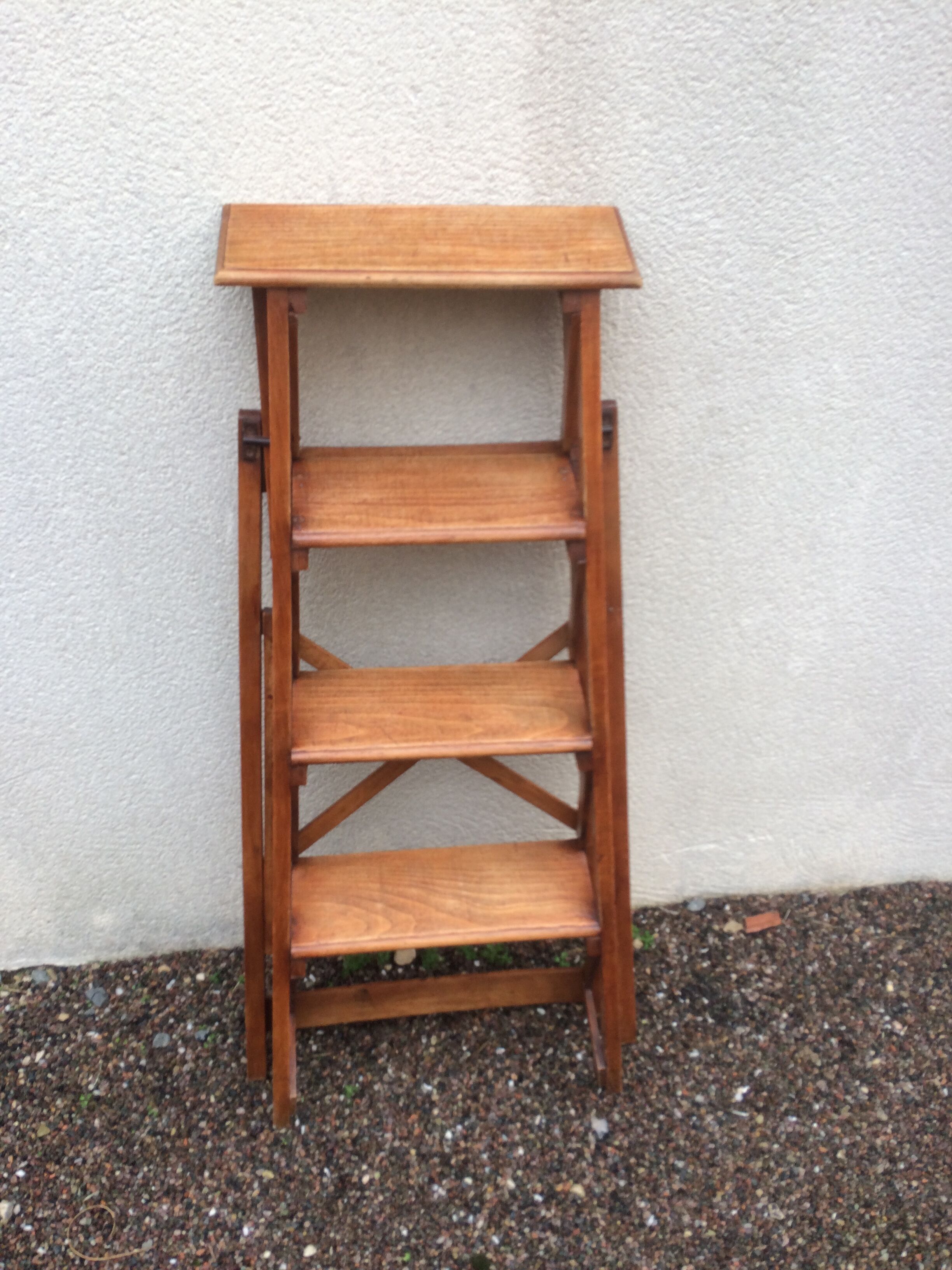 Library stepladder