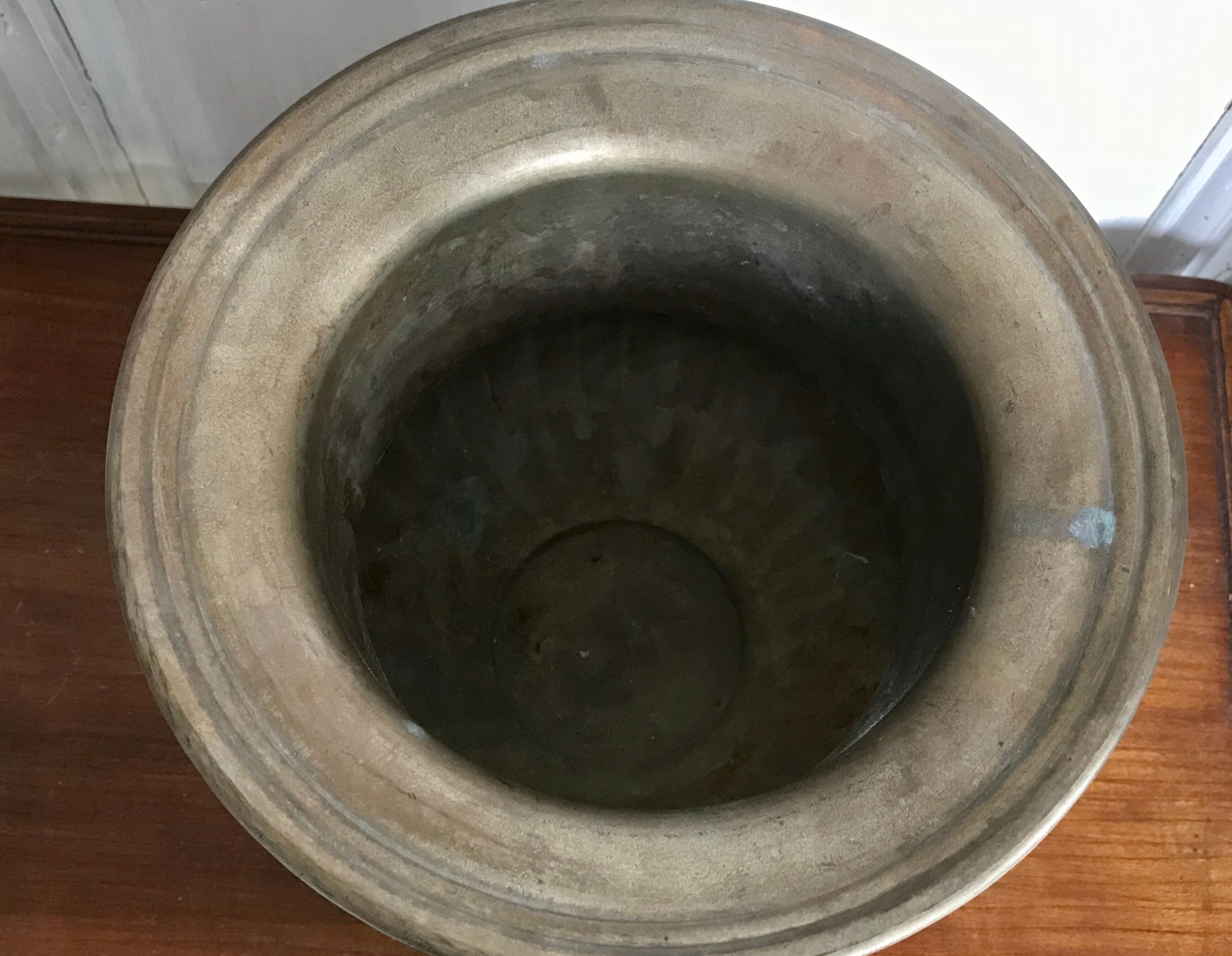 Cache-pot en laiton vintage