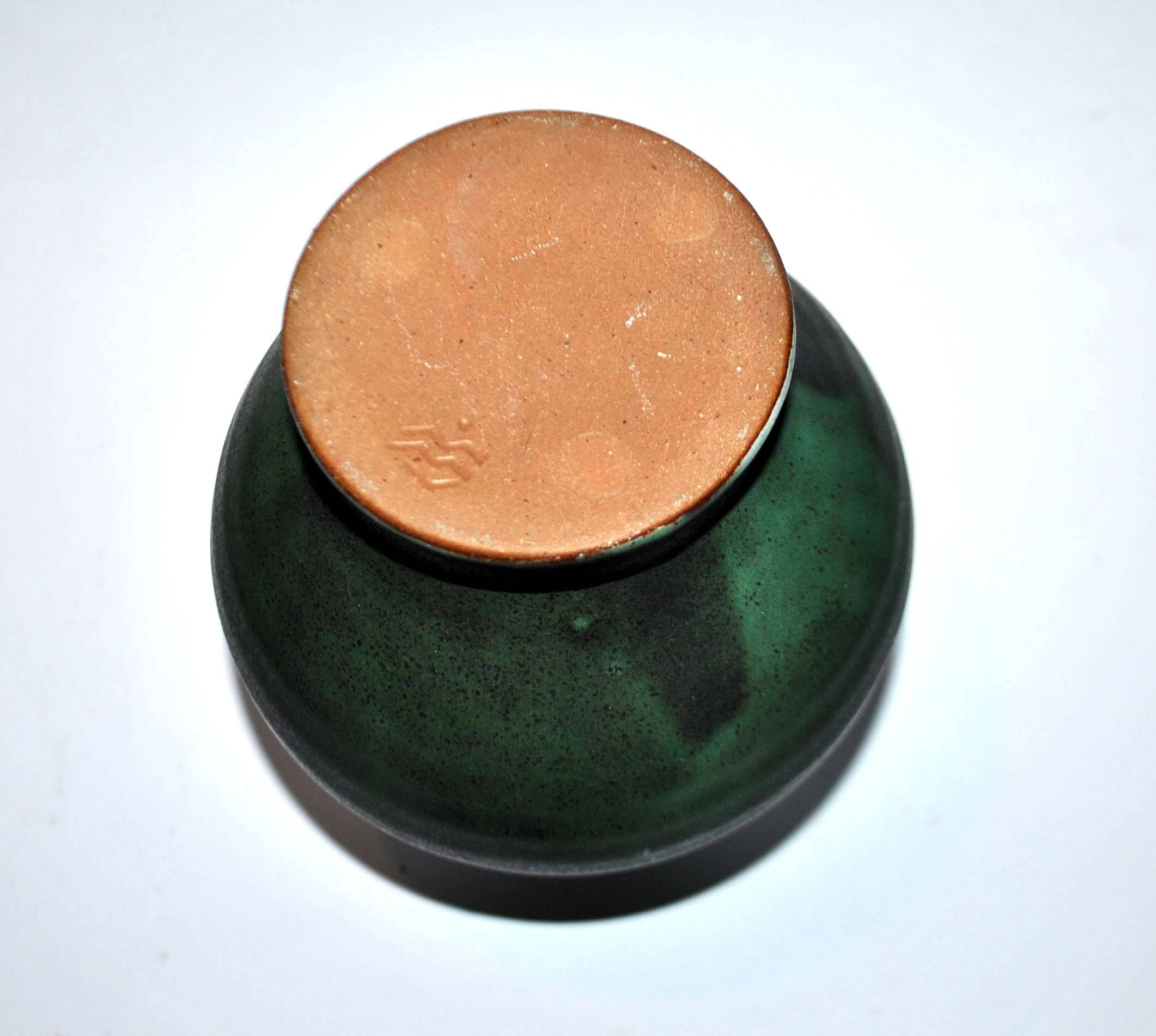 Vintage ceramic vase signed vague - Green glazed terracotta