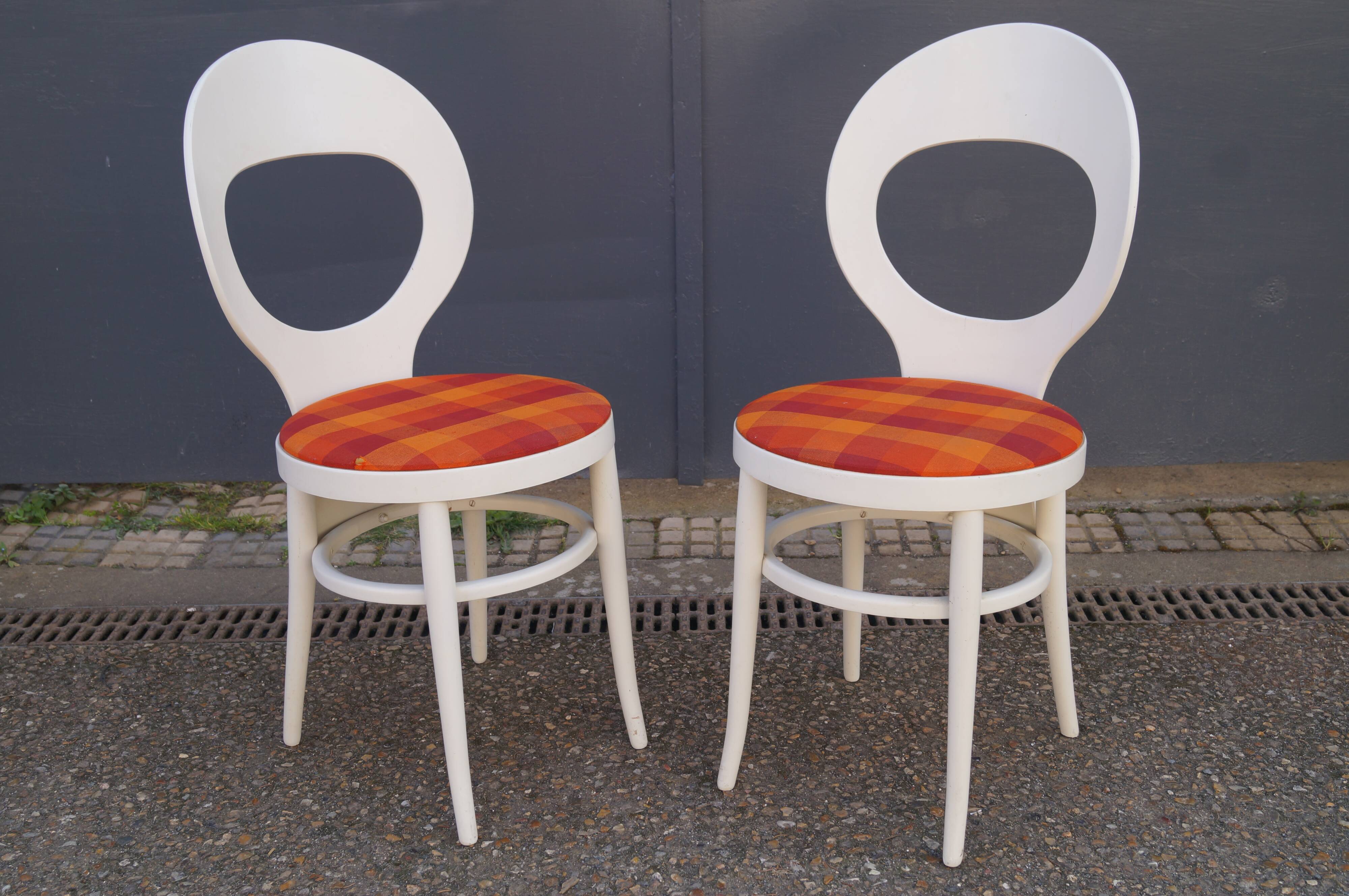 Pair of Baumann seagull chairs