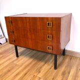 3 drawer chest of drawers