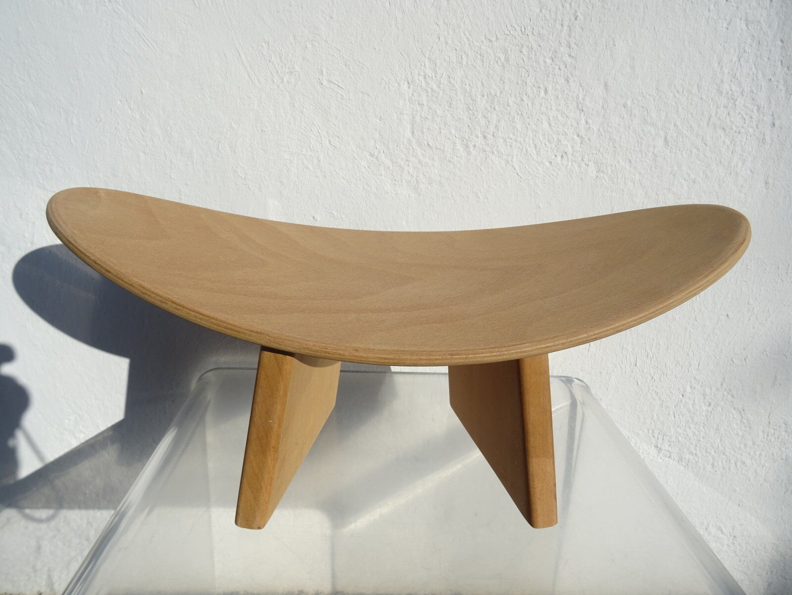 Shoggi stool by Alain Gaubert