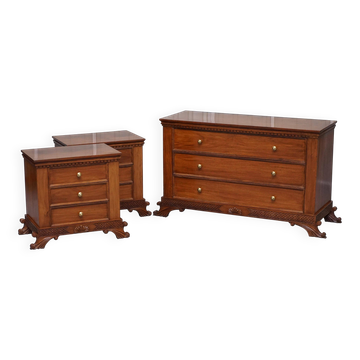 Ensemble de commodes en bois dur avec bases finement sculptées