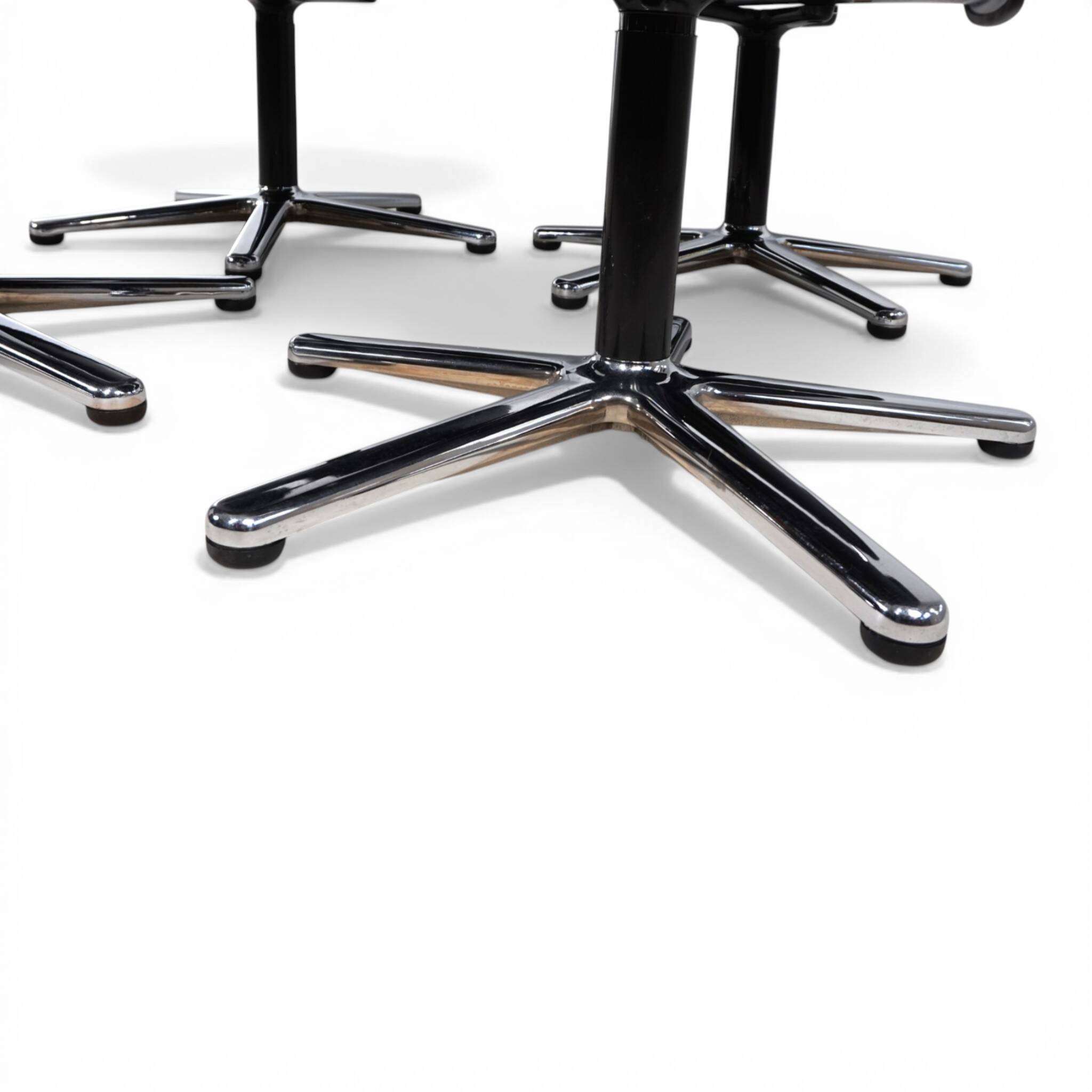 Set of 4 Wilkhahn Delta swivel chairs by Delta Design, 1970