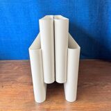 Kartell vintage magazine rack / bookcase – Design Giotto Stoppino
