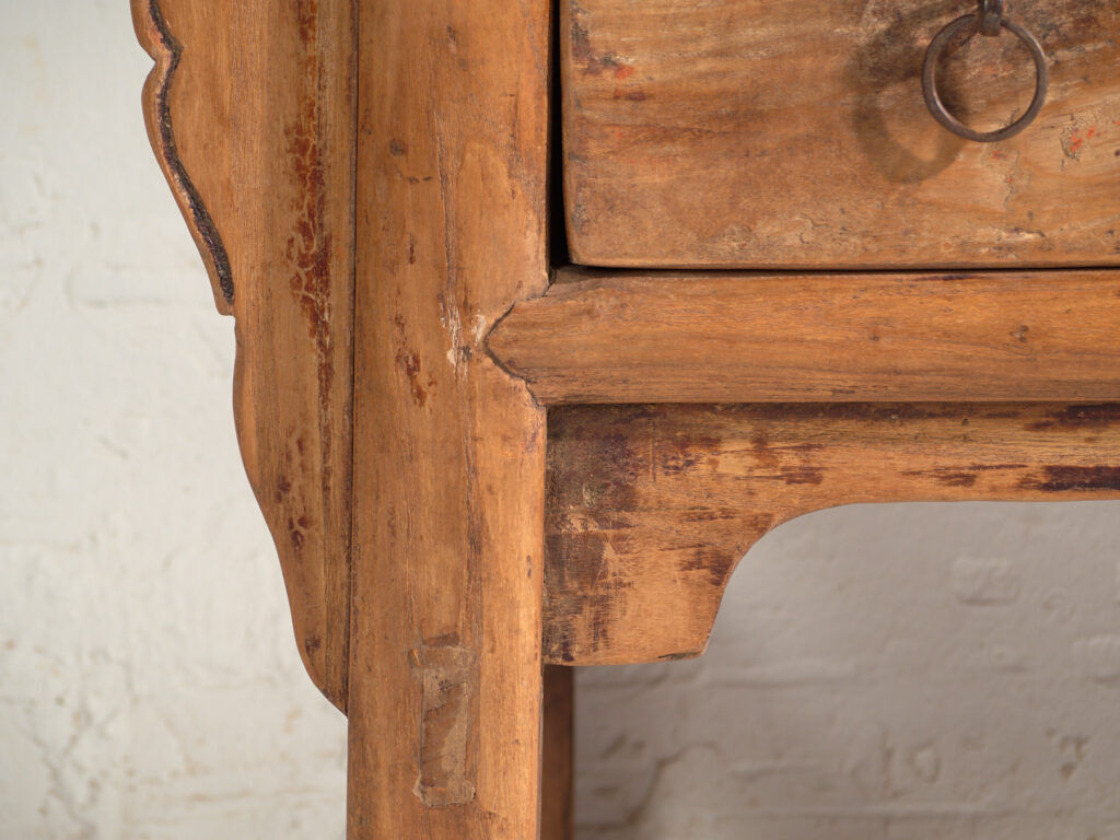 Shanxi console in elm with drawers – China, circa 1930
