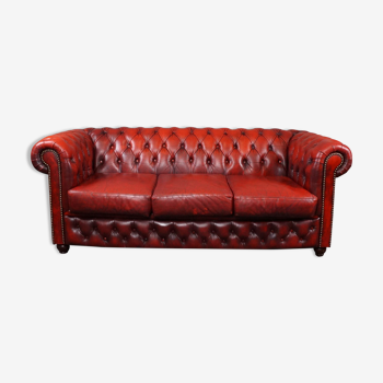 Canapé Chesterfield rouge 3 places cuir de vachette