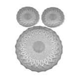 Undertop plate and laying glass bottle