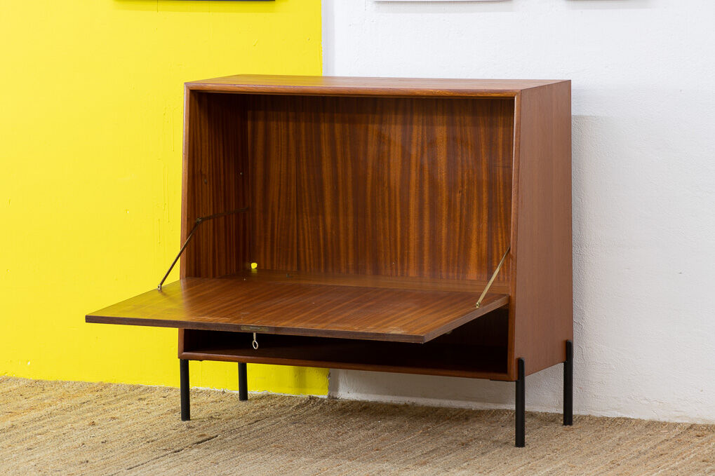 Scandinavian buffet 100 cm