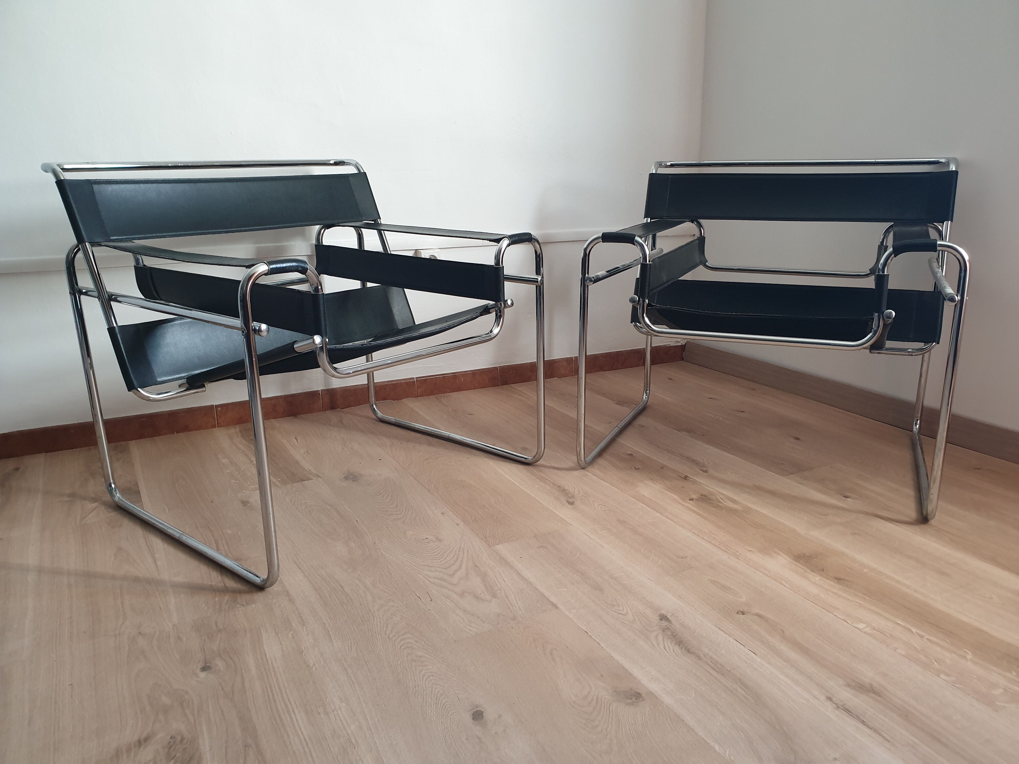 Paire de fauteuils wassily de Marcel Breuer
