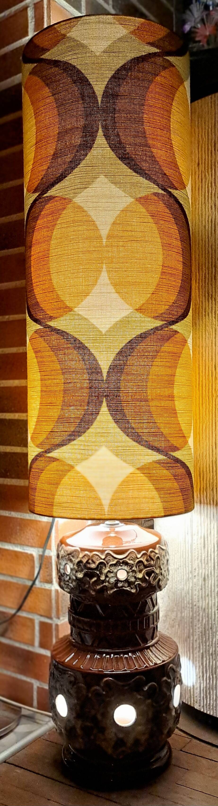 Vintage floor lamp 1970