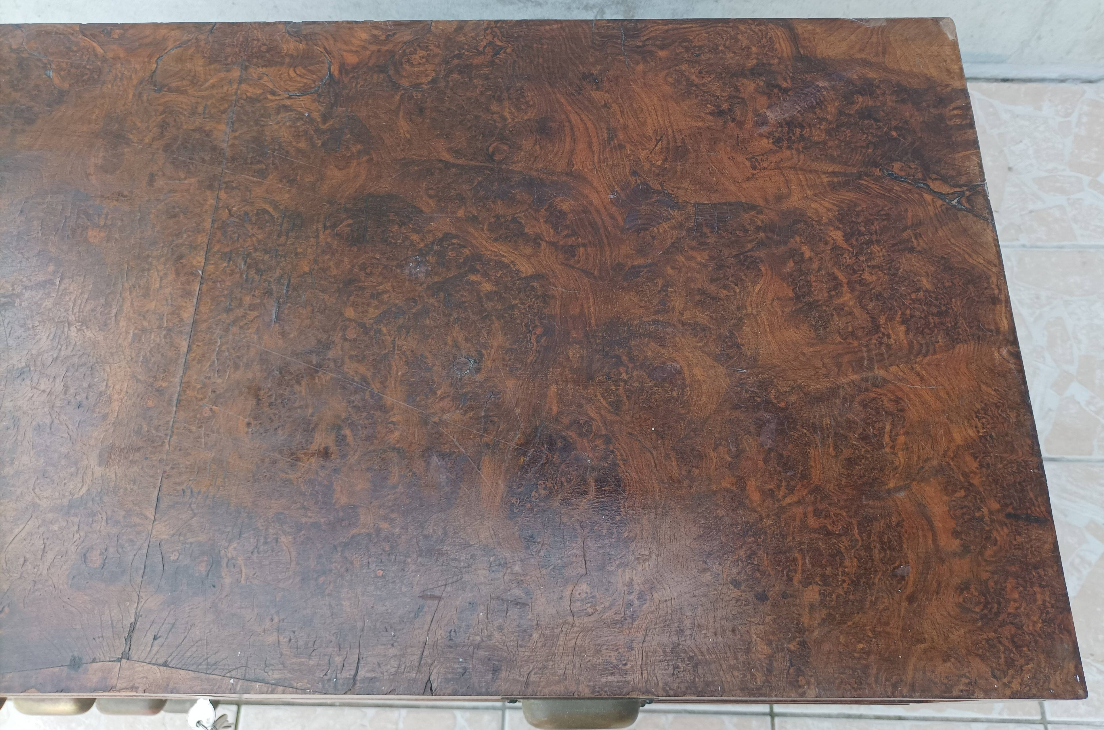 Meuble de métier 10 tiroirs en noyer