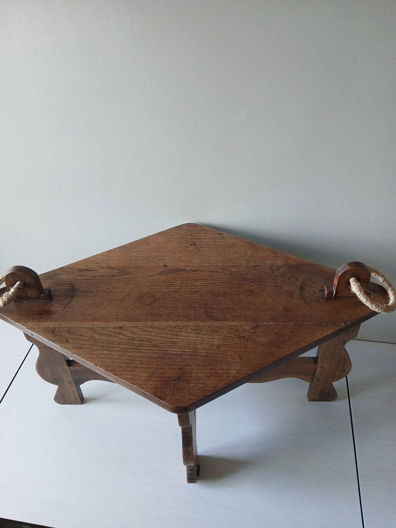Brutalist coffee table from the 1950s – Solid oak – Handmade assembly
