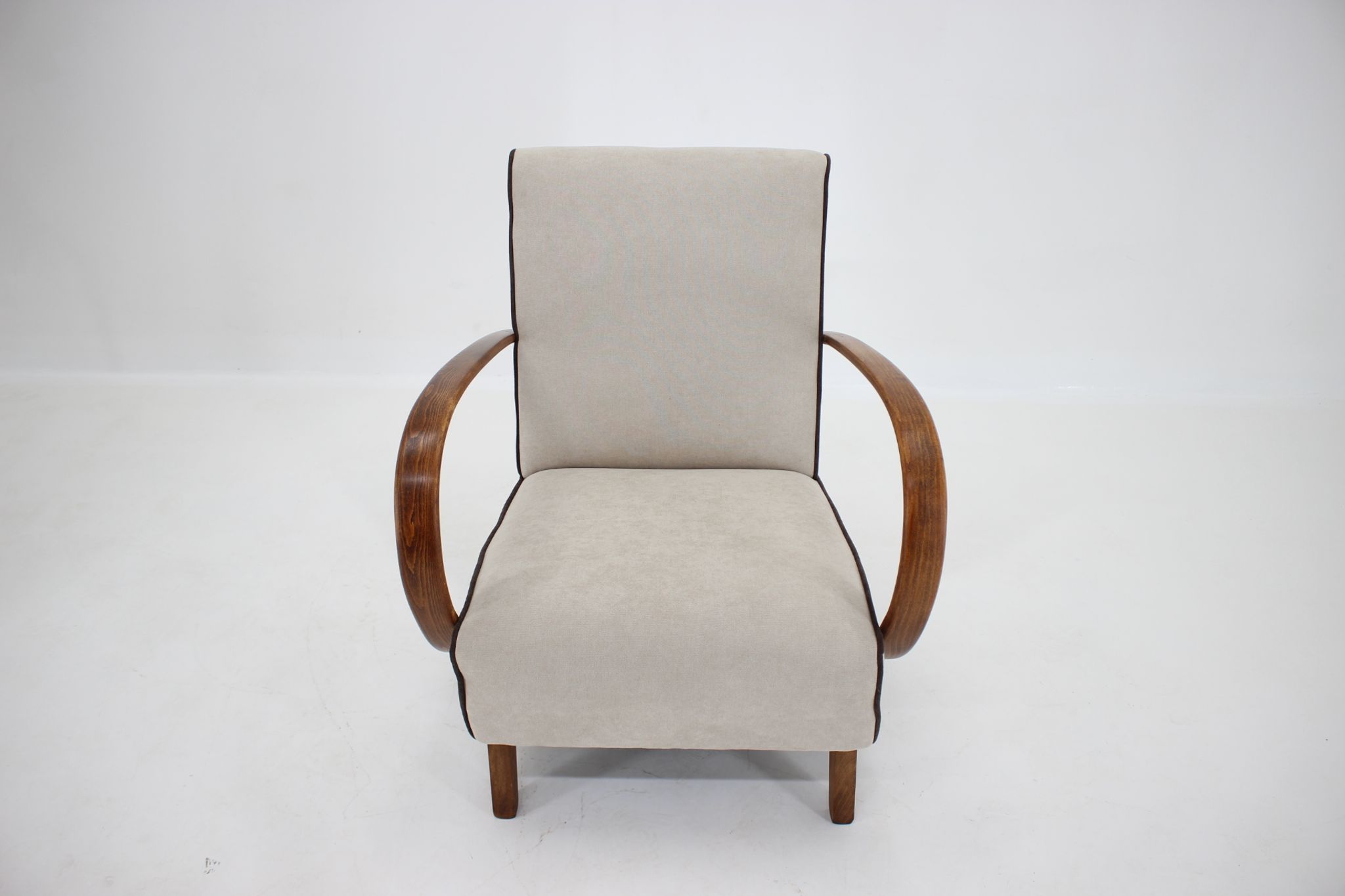 Fauteuil Jindrich Halabala des années 1950, Tchécoslovaquie