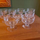 9 coupes en verre soufflé