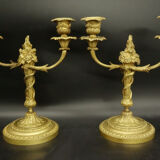 Paire de bougeoirs style Louis XVI du XIXe