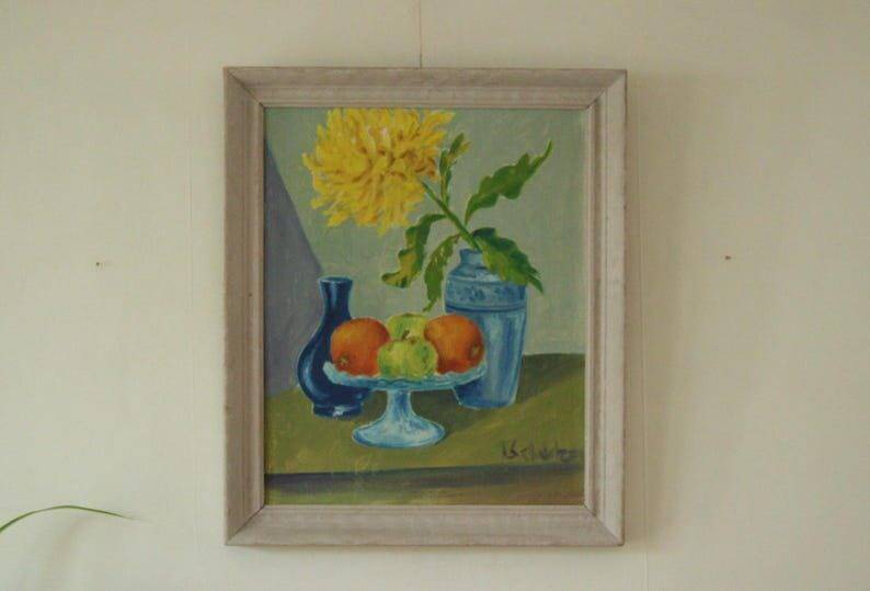 Huile sur panneau vintage d'origine – « Nature morte : Fruits et fleur jaune »