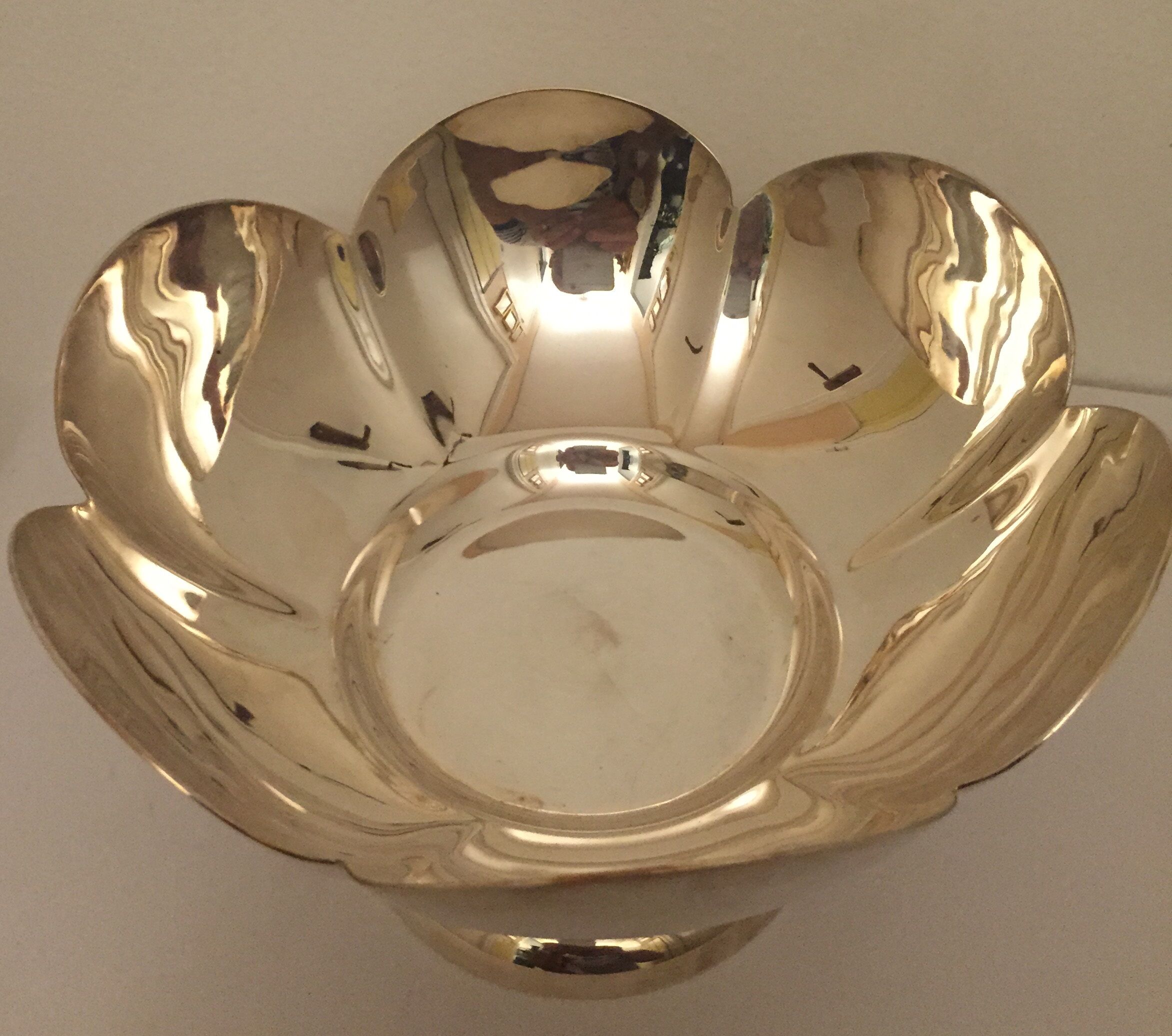 Silver metal cutting