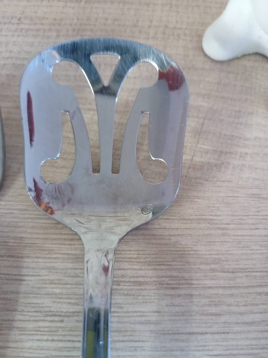 Cutlery for petit fours