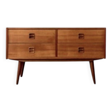 Vintage Scandinavian chest of drawers