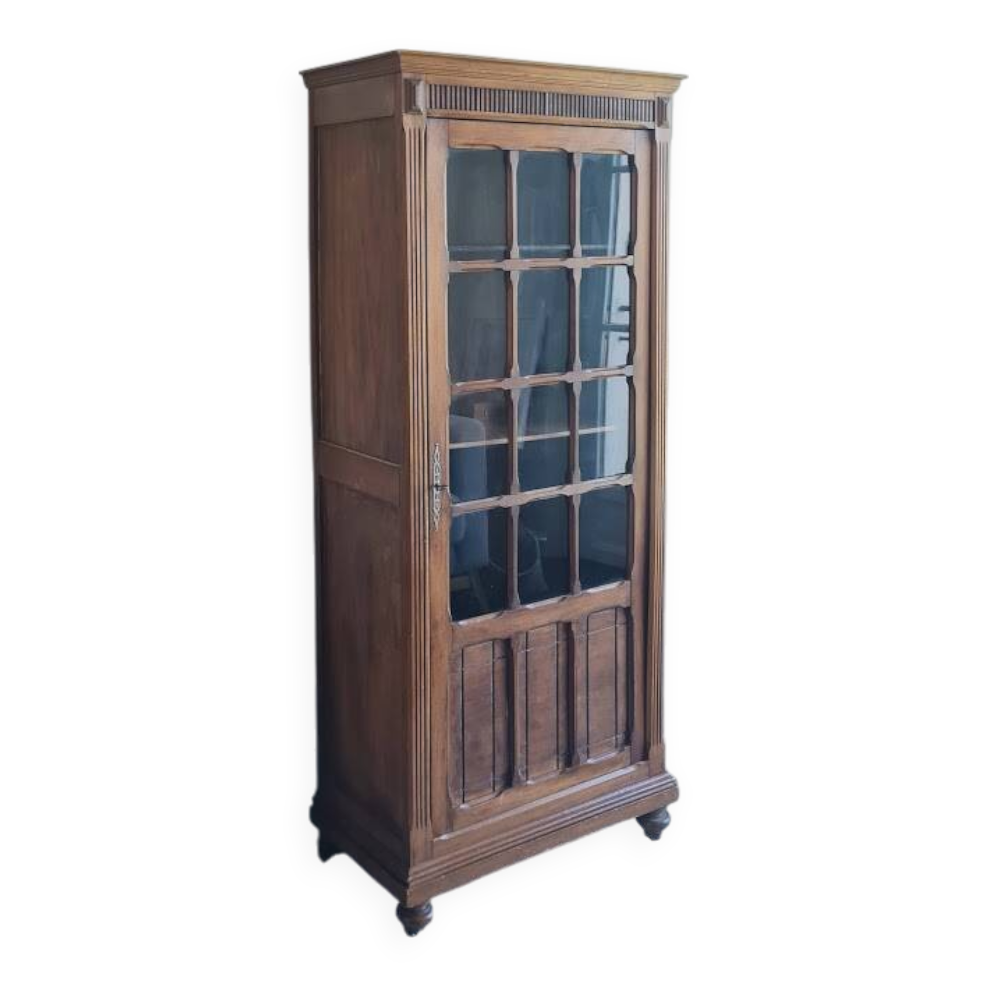 Antique Parisian glass cabinet in the style of a hosier