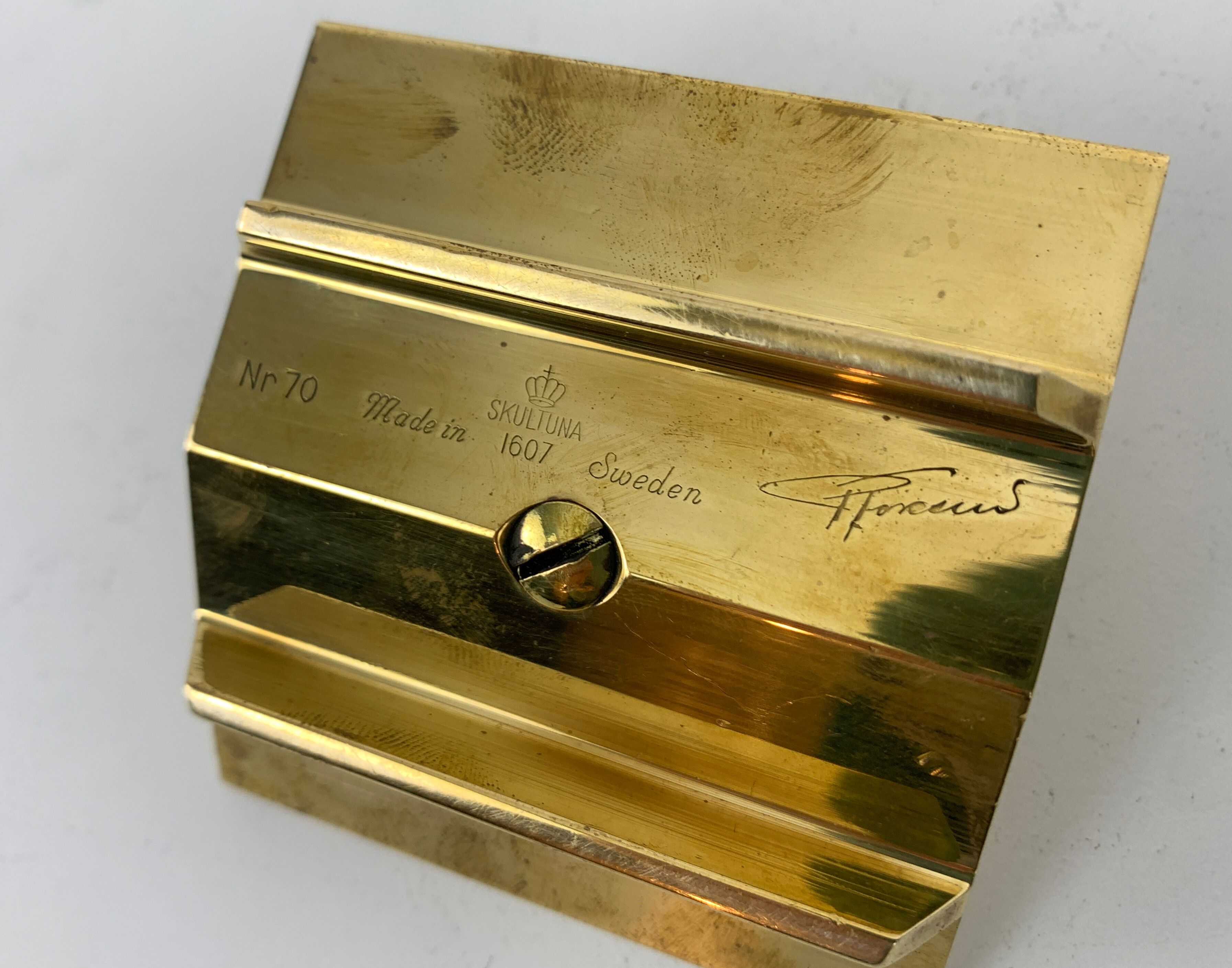 Scandinavian candle holder Model No. 70 in brass, Pierre Forsell for Skultuna, 1960