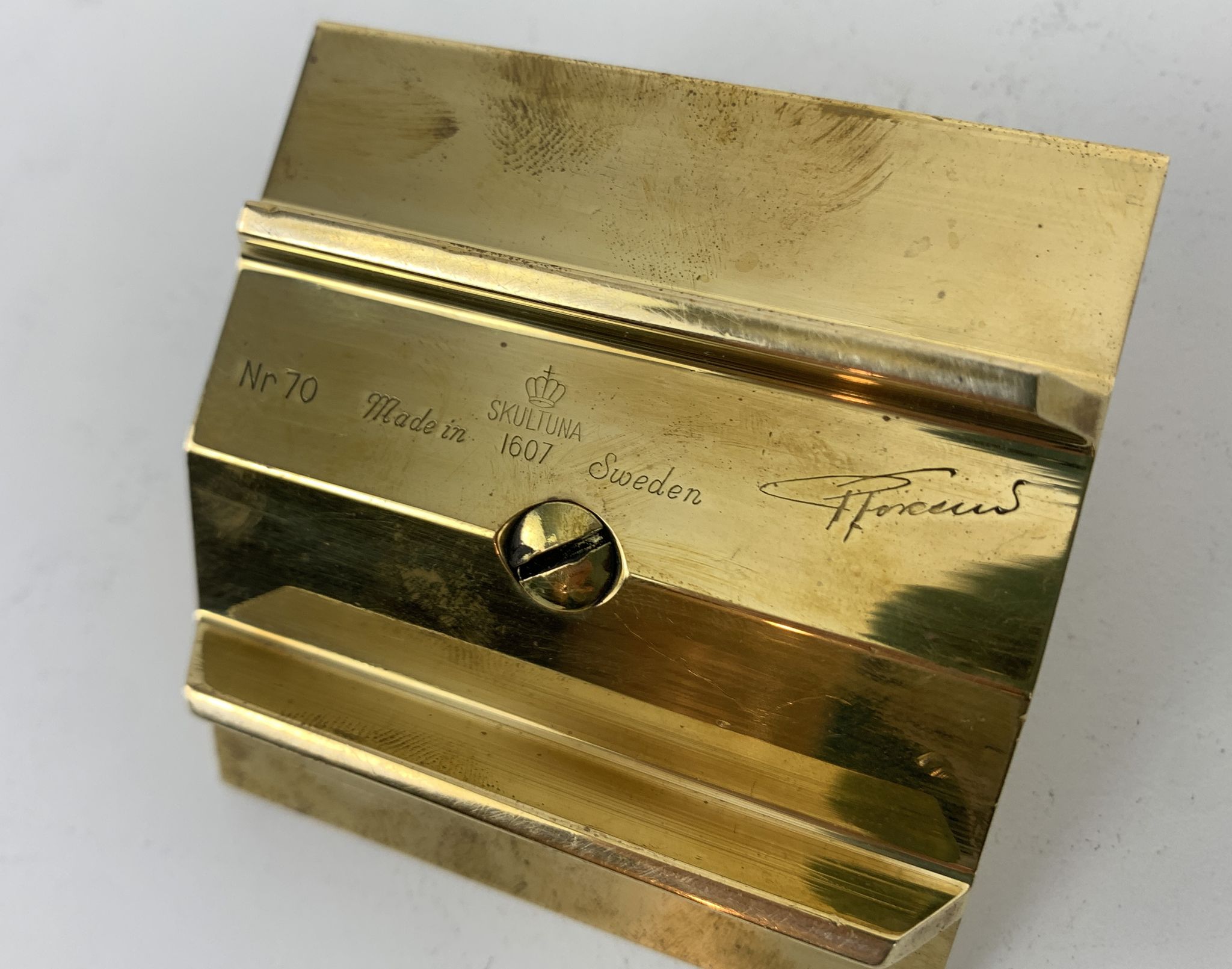 Scandinavian candle holder Model No. 70 in brass, Pierre Forsell for Skultuna, 1960