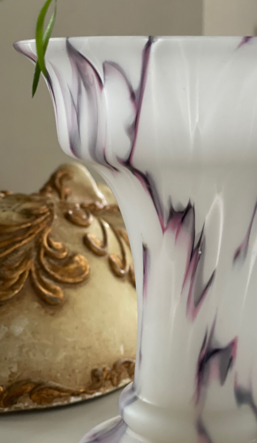 Vintage glass paste vase