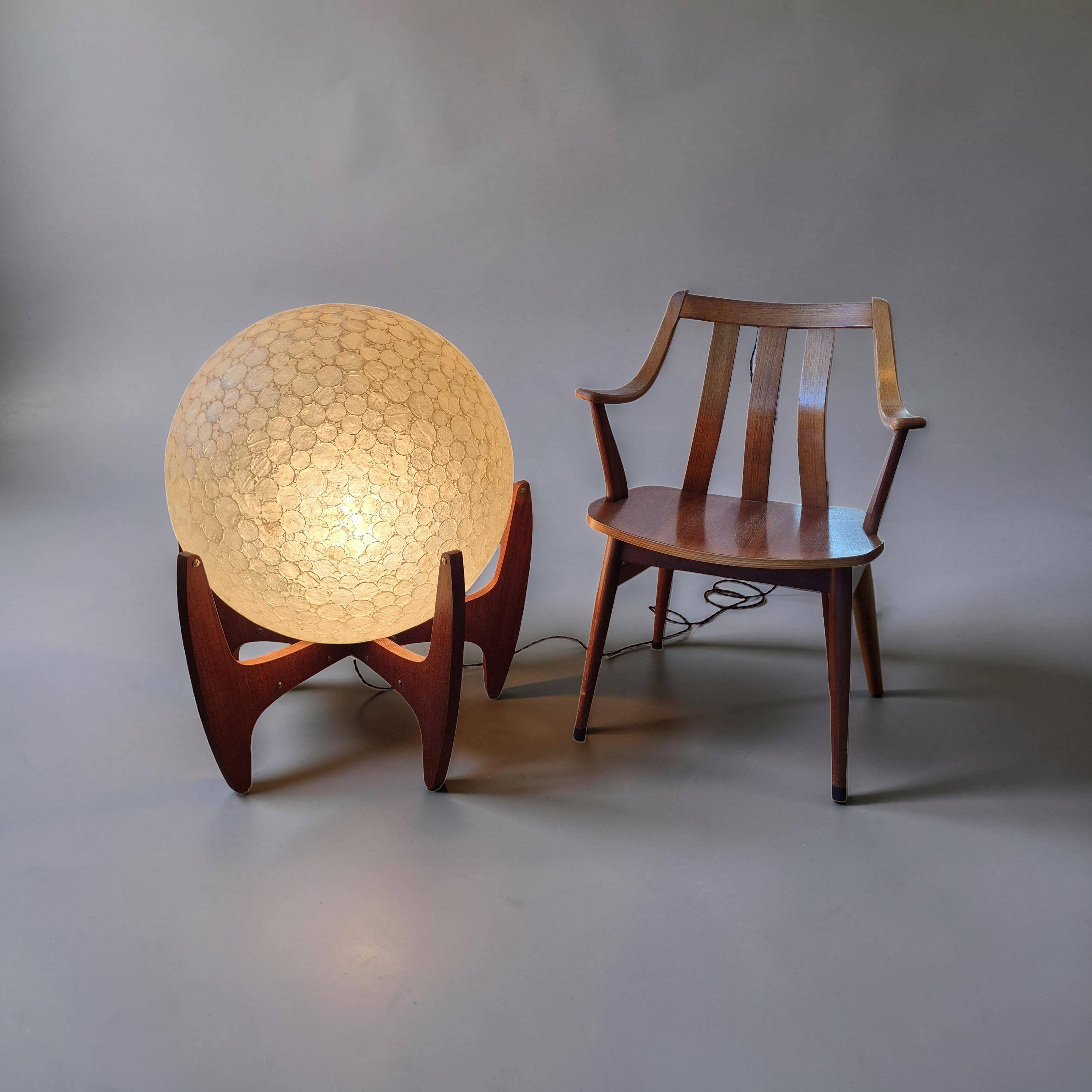Mid-century wood and plexiglass floor lamp, Germany 1960s