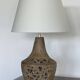 Lampe en  grès signée agnes escala