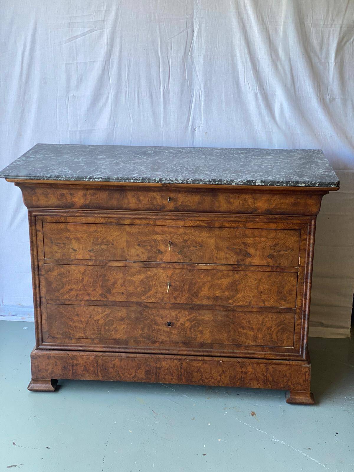Vintage Louis Philippe chest of drawers in burr walnut and gray marble