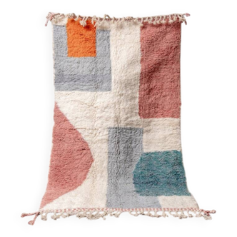 Tapis azilal tissé en laine naturelle colorée