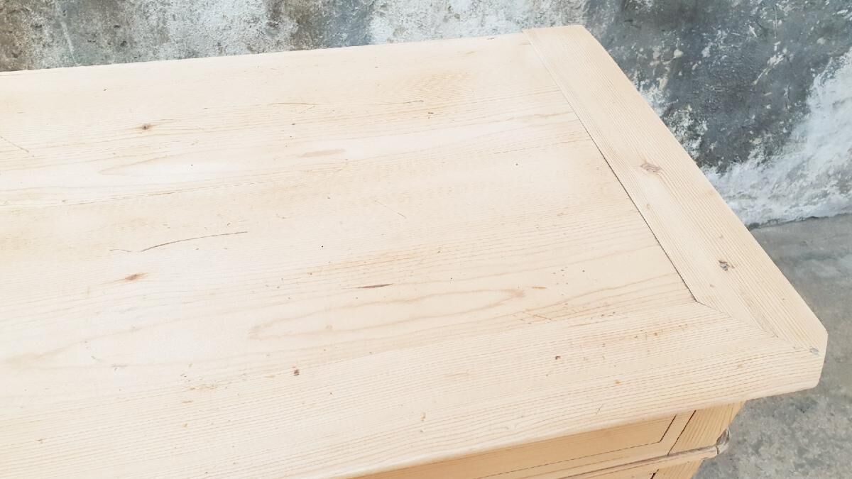 Antique pine chest of drawers