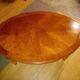 Oval coffee table in solid wood – Elegant classic style