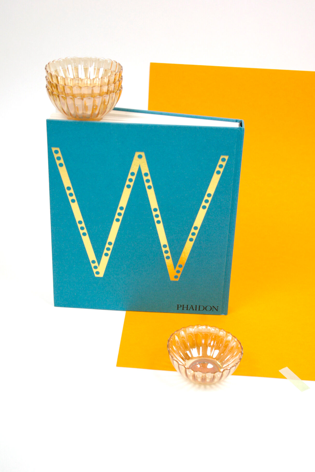 Set of 4 round cups in rosé and pearly glass