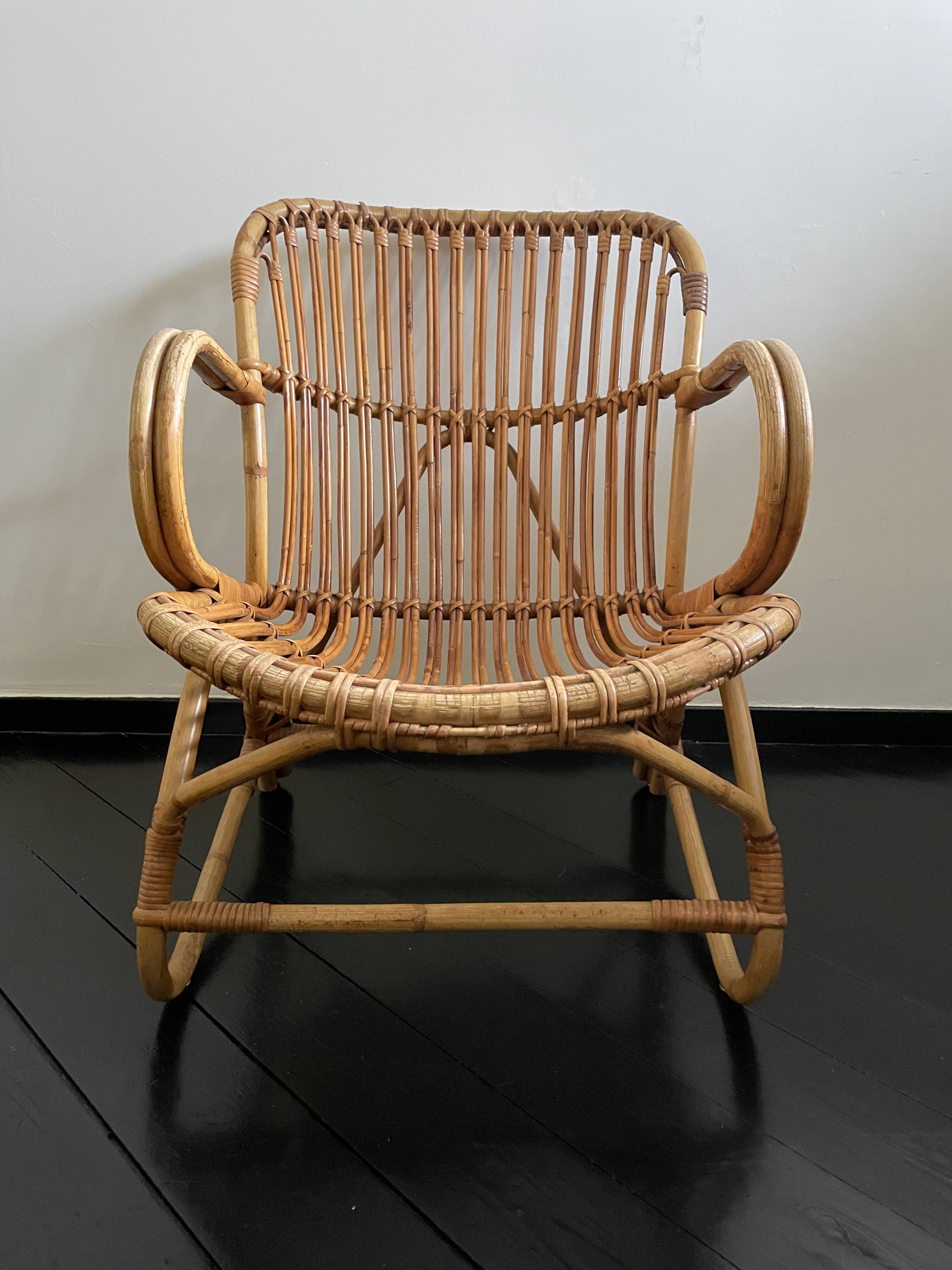 His and hers rattan lounge chairs, Rohé Noordwolde