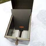 Flambo metal box with its key.