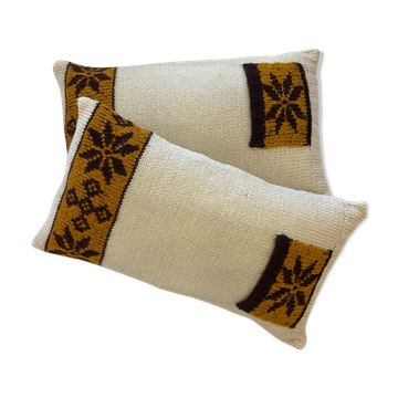 Pair of vintage retro wool knitted cushions