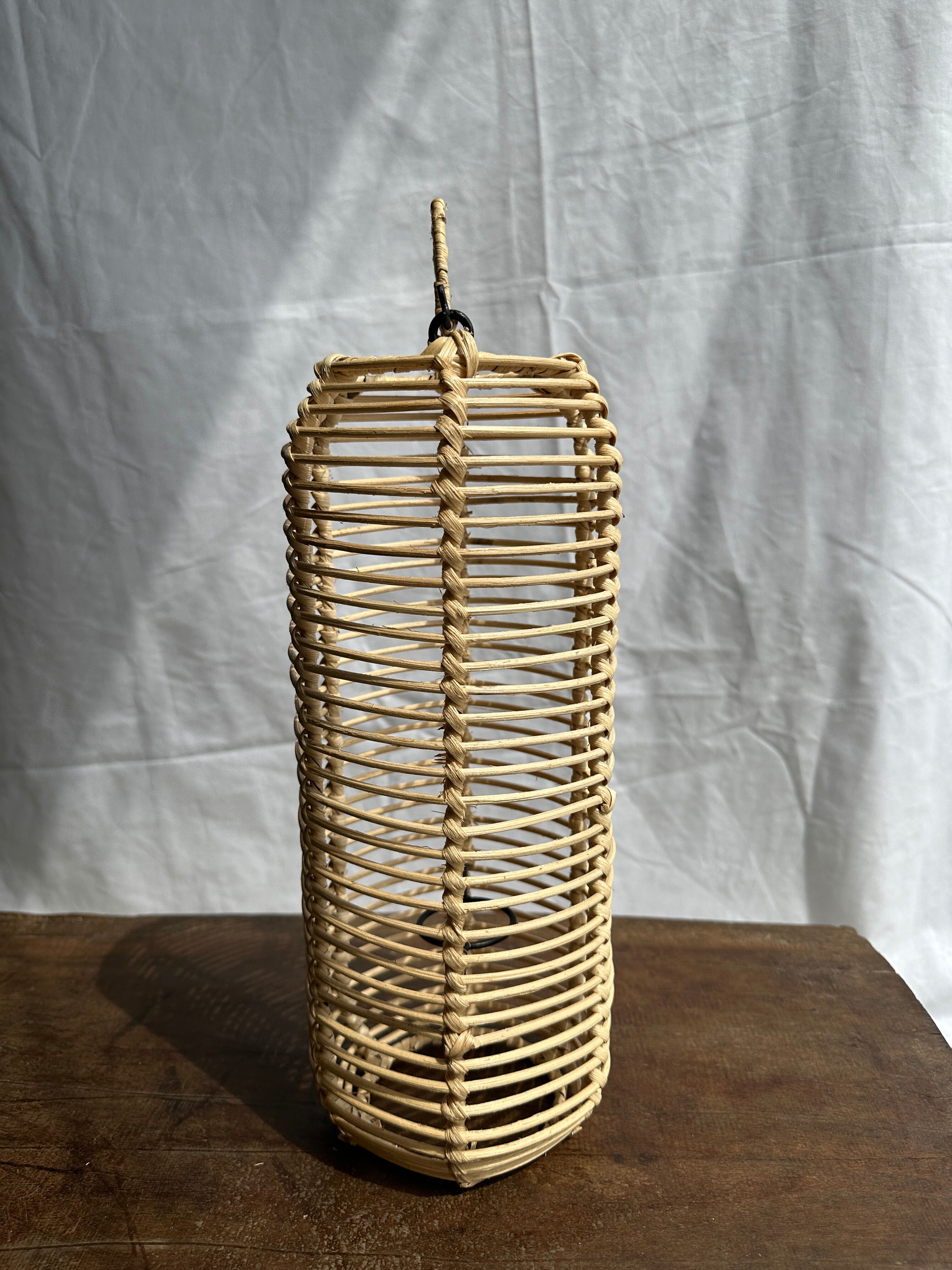 Small lantern-shaped rattan suspension H35 D15